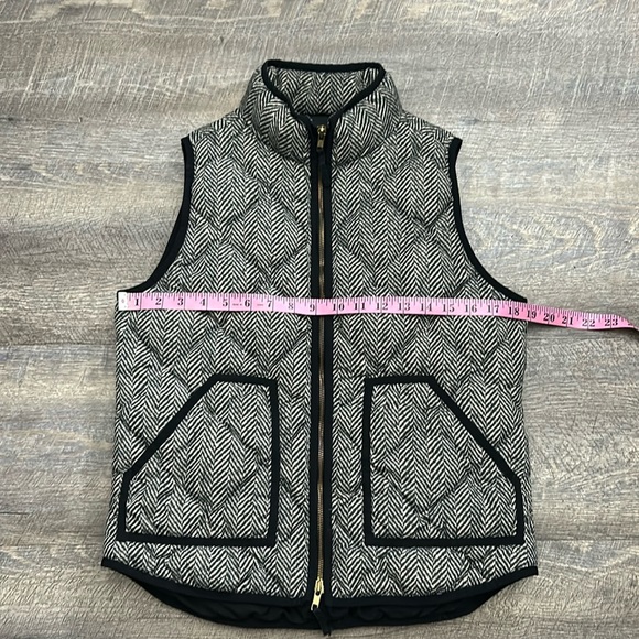 J Crew Quilted Down Puffer Vest Size Smalll - Picture 8 of 10